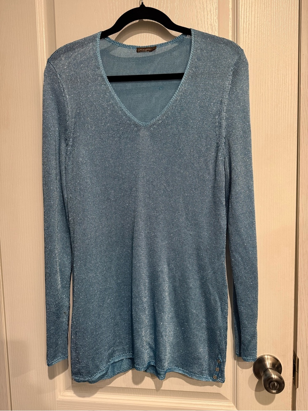 J. McLaughlin Light Blue V-Neck Long Sleeve Top